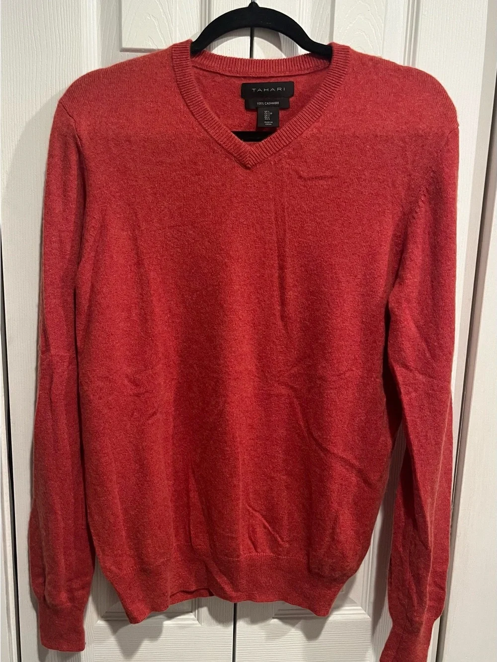 Tahari womens v neck Coral-Red V-Neck Sweater Sz L